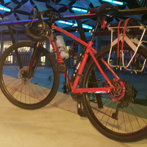 2017 Specialized Crosstrail Sport Disc Red and Black