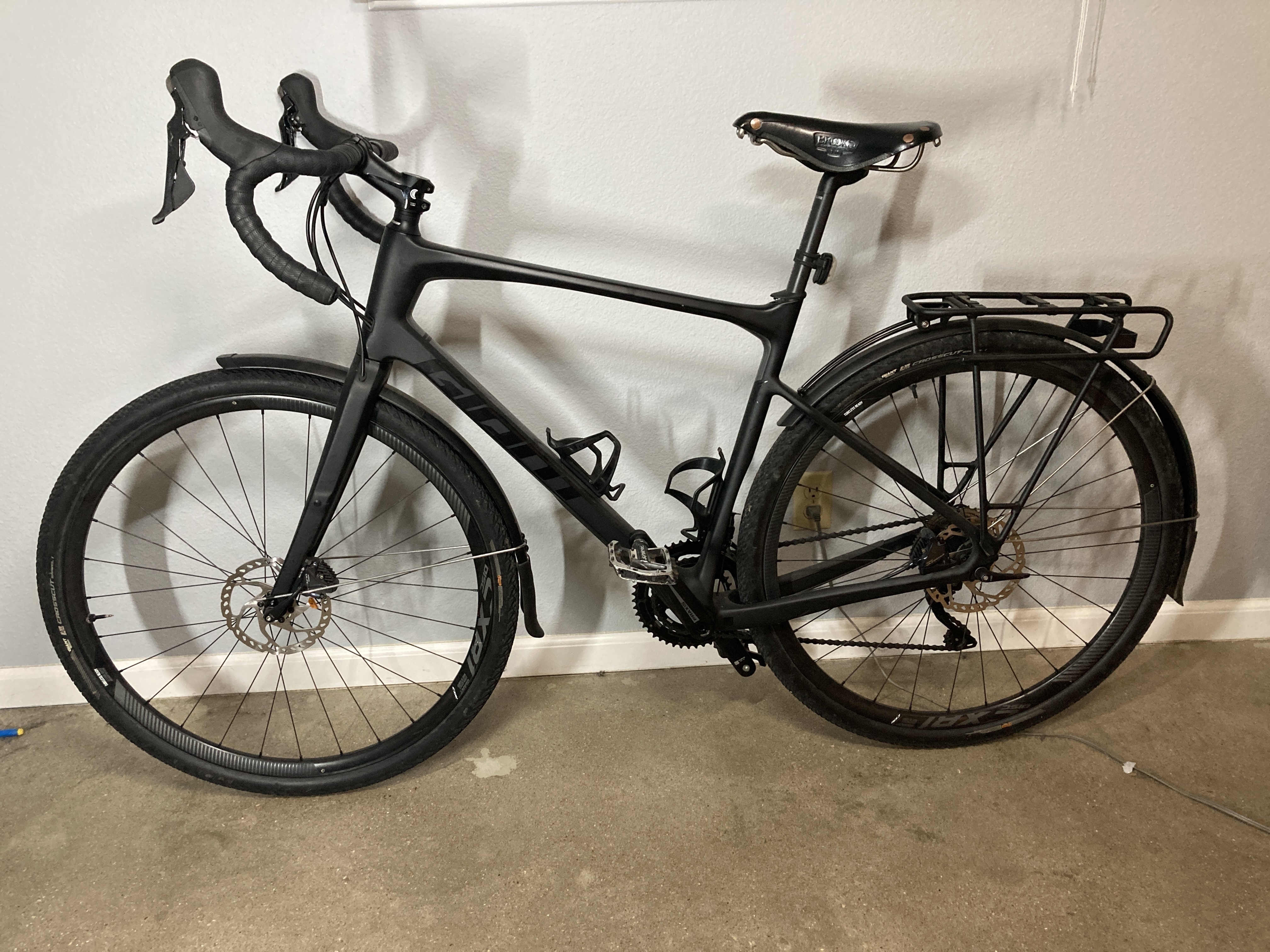 2019 Giant Revolt Advanced 0