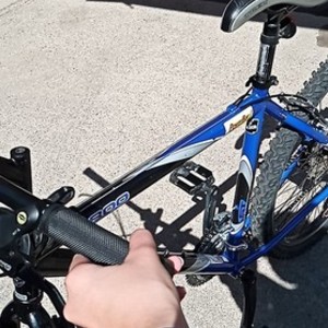 Trek 800 Blue and Black