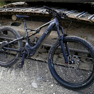 2017 Specialized FSR Levo Expert Black