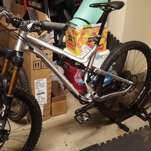 2019 Commencal Bikes Meta AM29 Silver, gray or bare metal