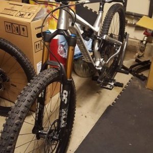 2019 Commencal Bikes Meta AM29 Silver, gray or bare metal