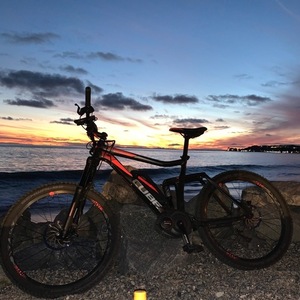 2017 Cube Hybrid Black and Red