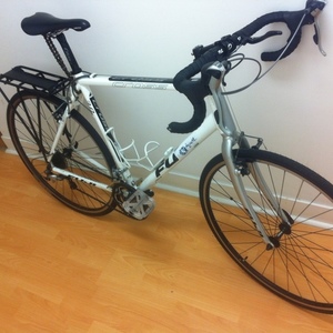 Fuji 3.0 Cross White