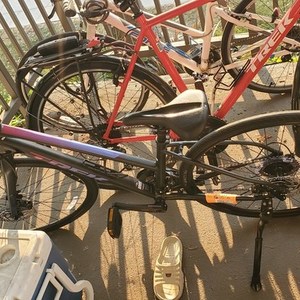 2018 Trek FX 3 Red