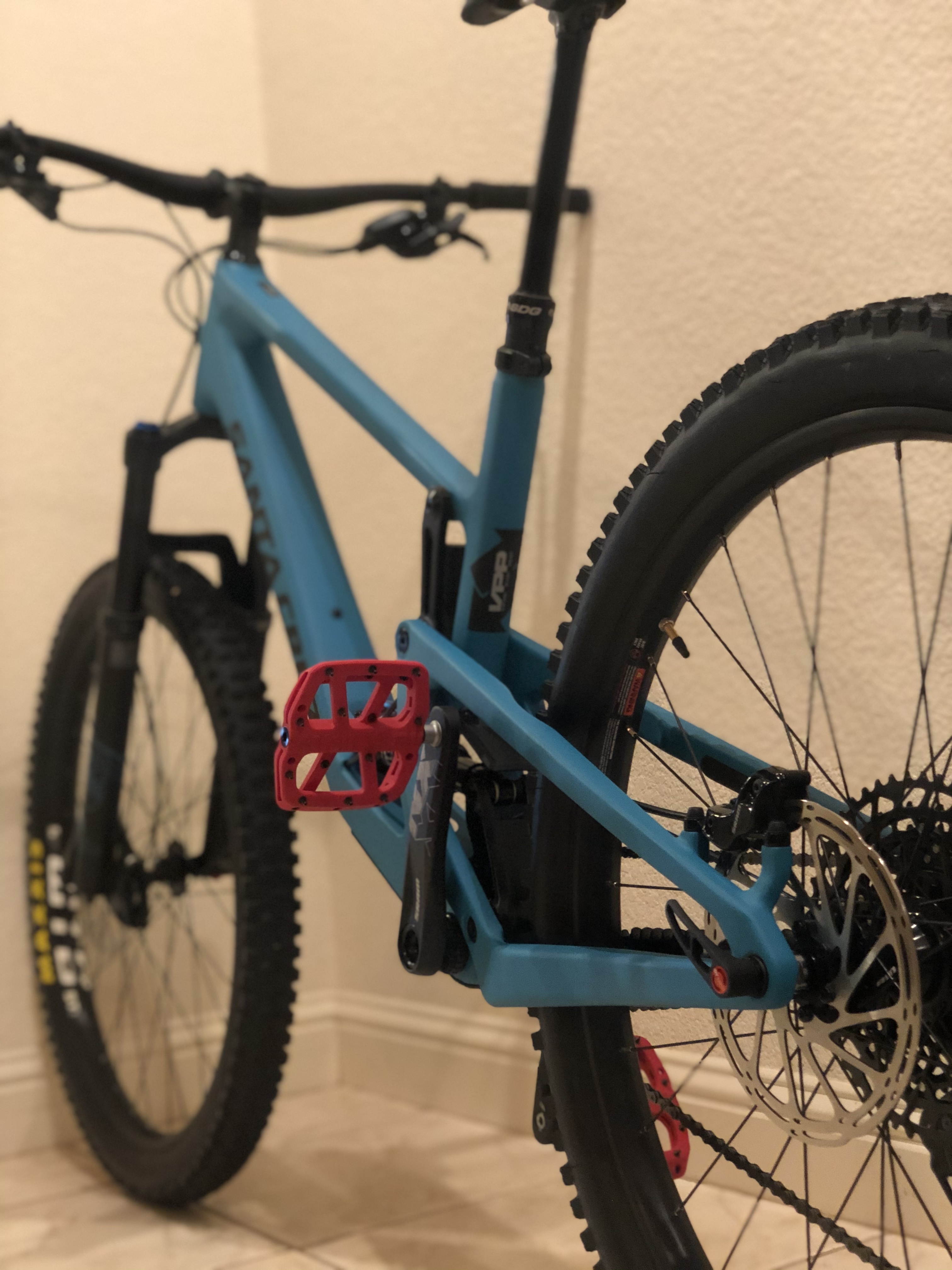 santa cruz 5010 loosely blue