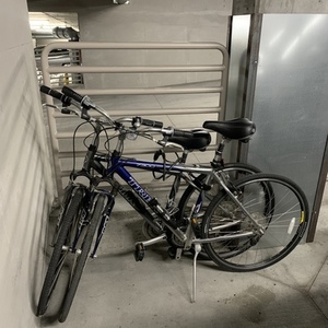 2010 Trek 7300 Blue