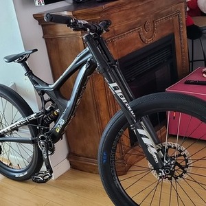 2016 Intense M16 Black