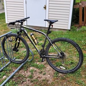 2015 Specialized Rockhopper XL Silver, gray or bare metal