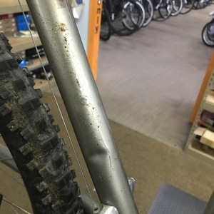 Kona 90s Fire Mountain Silver, gray or bare metal