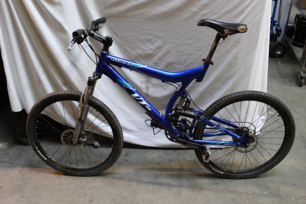 giant double suspension