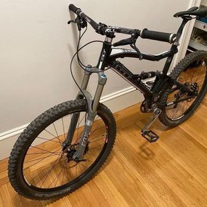 2012 GT Bicycles Sensor 2.0 Black