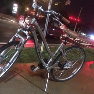 2015 Schwinn Hybrid bicycle Silver or Gray and Blue