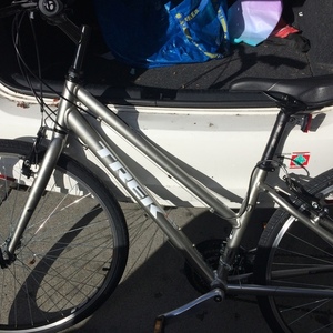 2016 Trek 7.0 FX Stagger Silver or Gray