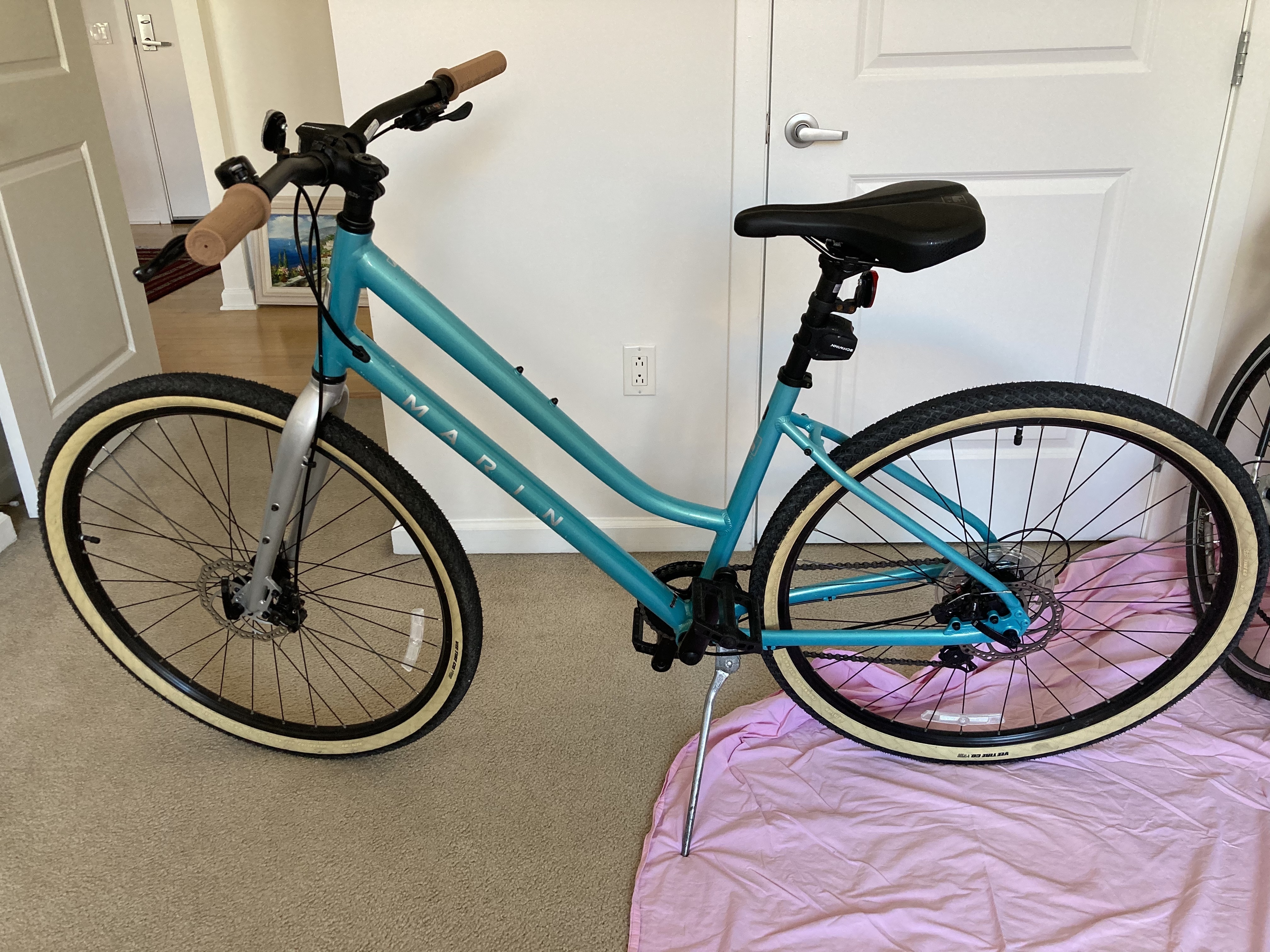 2021 Marin Bikes Kentfield 1 ST