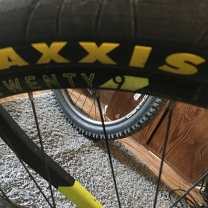 2019 Marin Bikes Rift zone 2 Silver, gray or bare metal and Yellow or Gold