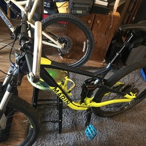 2019 Marin Bikes Rift zone 2 Silver, gray or bare metal and Yellow or Gold