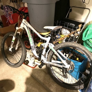2013 Giant Trance X2 W White, Silver, gray or bare metal, and Green