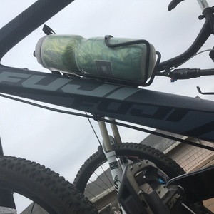 2017 Fuji SLM 27.5 2.1 Silver, gray or bare metal, Pink, and Blue