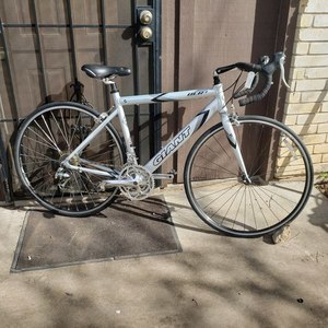 2003 Giant OCR3 Silver, gray or bare metal