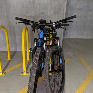 2017 Trek Marlin 5 Black and Teal