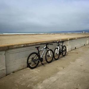 2015 Specialized Pitch 650B Black and White