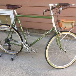 2006 Rivendell Bicycle Works Saluki Green and White