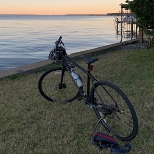2018 Trek FX 2 DISC Black