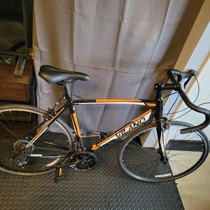 2020 Vilano Shadow 3.0 Road Bike Black and Orange