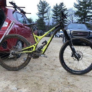 2016 Commencal Bikes Supreme Yellow or Gold