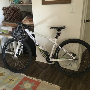 2015 GT Bicycles Backwoods White and Green