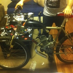 Trek unknown Silver or Gray