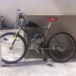 Trek unknown Silver or Gray