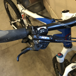 Devinci Moonracer White