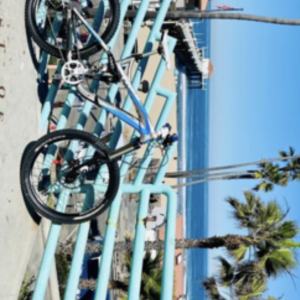 2011 Trek Scratch Air 8 Silver, gray or bare metal and Blue