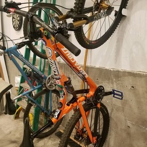 2018 Santa Cruz 5010 Orange