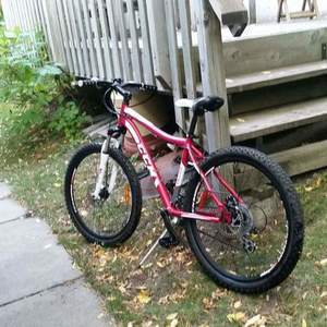 CCM Incline - Women's Hardtail Mountain Bike Pink, White, and Black