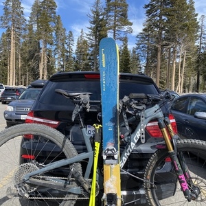 2018 Santa Cruz Hightower LT (CC) Silver, gray or bare metal