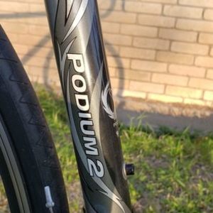 2015 Diamondback Podium 2 Silver, gray or bare metal