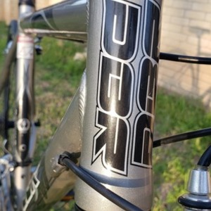 2015 Diamondback Podium 2 Silver, gray or bare metal