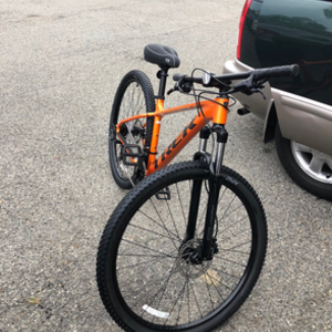2020 Trek Marlin 5 Orange and Black