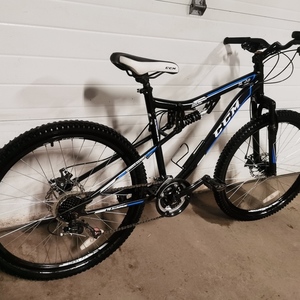 2020 CCM SL2.0 Black, Blue, and White