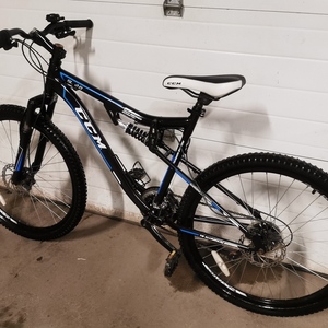 2020 CCM SL2.0 Black, Blue, and White