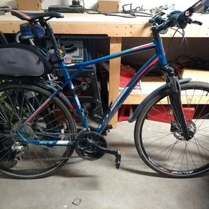 2017 GT Bicycles Transeo 3.0 Blue