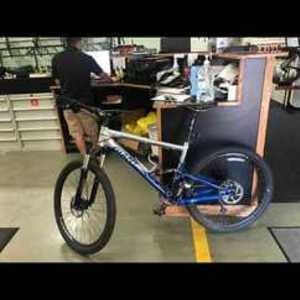 2007 Giant Anthem 2 Silver, gray or bare metal and Blue