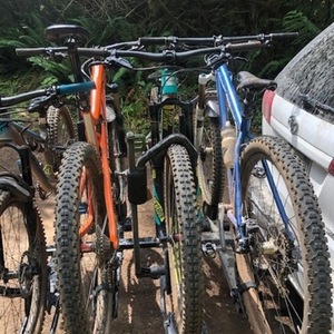 2016 Santa Cruz Nomad Teal and Green