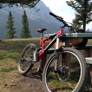 2001 Rocky Mountain Bicycles RM6 Red and Black