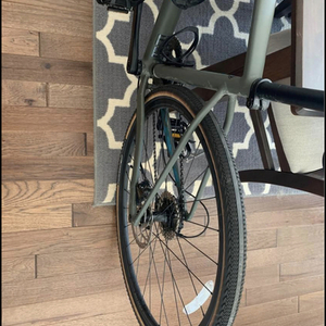 2019 Specialized Diverge Comp E5 Silver, gray or bare metal and Blue