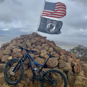 2018 Specialized Stump Jumper Carbon 27.5+ Black, Blue, and Purple