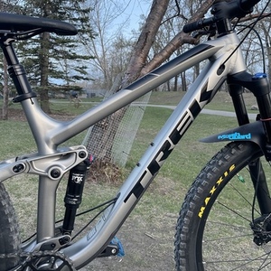 2019 Trek Fuel ex7 Silver, gray or bare metal